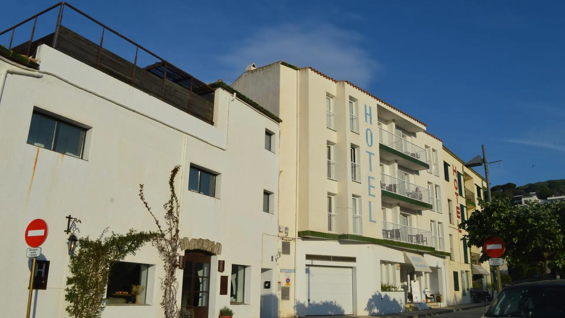Hotel Nou Estrelles Cadaqués Spagna