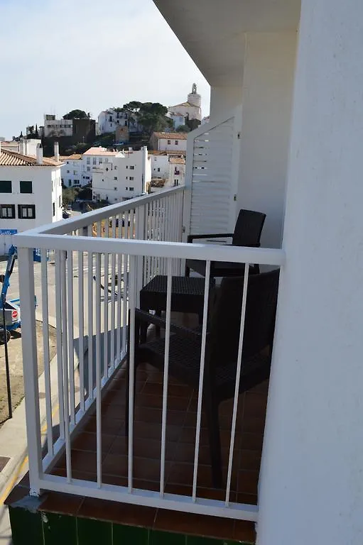 Hotel Nou Estrelles Cadaqués España